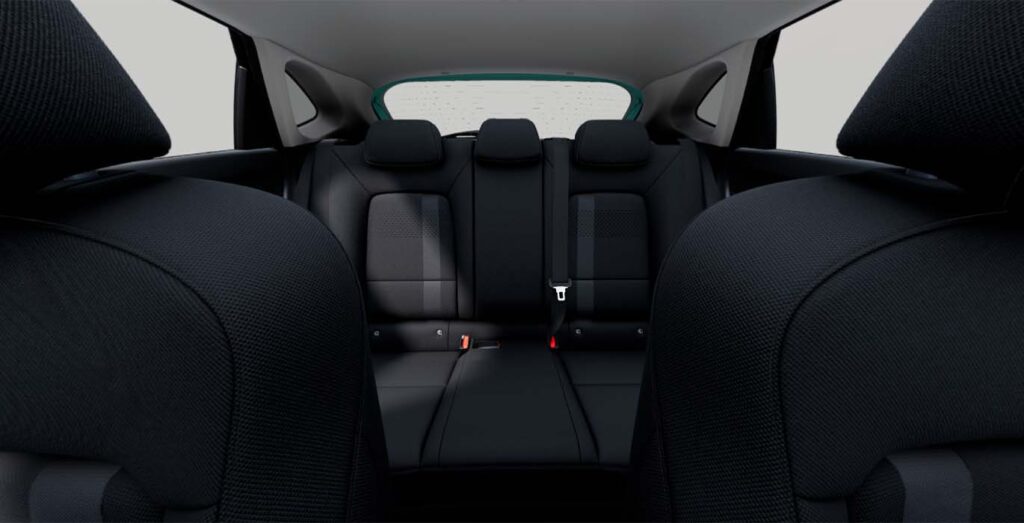 Hyundai-i20-1.0-T-GDi-100CV-6MT-Klass-MY25-interior-trasera-1