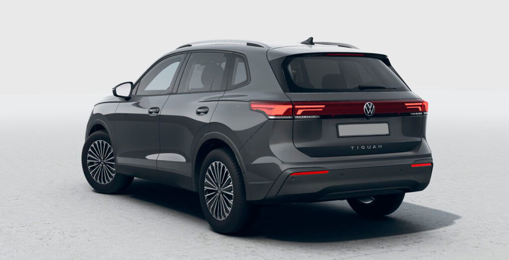 Volkswagen-Tiguan-Life-2.0-TDI-DSG-trasera