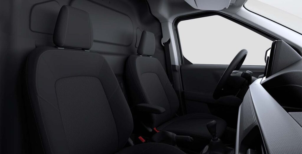 ford-transit-courier-interior-2