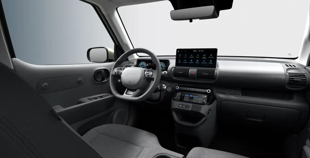 Hyundai-Inster-97cv-42kWh-Klass-interior-delantera