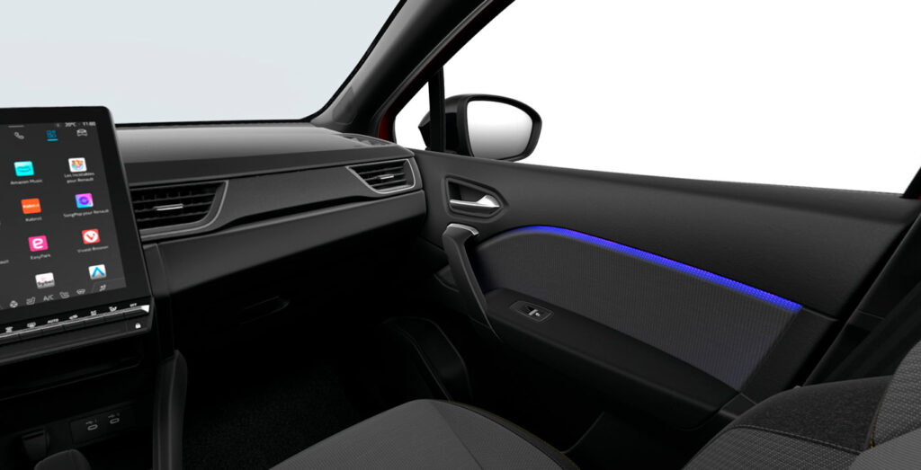 RENAULT-CAPTUR-TECNHO-TCE-EDC-MHEV-interior-delantera-2