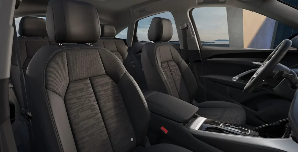 Audi-Q5-Sportback-Advanced-Tdi-Quattro-S-Tronic-interior-delantera-II.webp