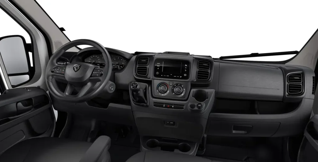 PEUGEOT-BOXER-3.5-L2H2-BHDi-SS-6vel-interior-delantera.webp