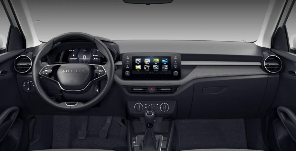 Skoda-Fabia-Selection-1.0-MPI-59kW-80CV-interior-delantera.webp