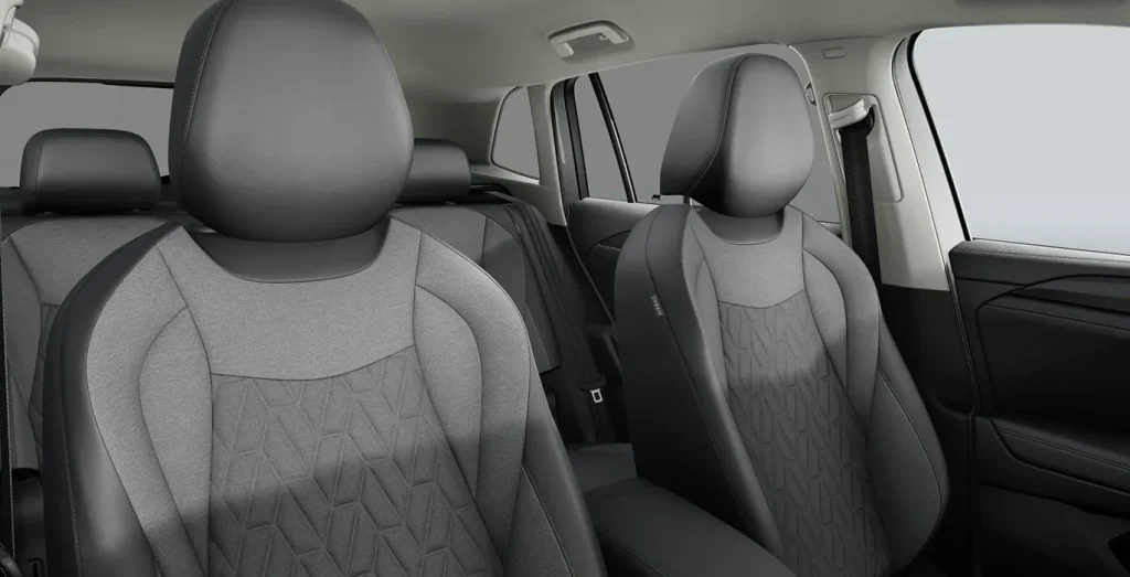 Volkswagen-Tiguan-Mas-1.5-TSI-eHybrid-150kW-204CV-DSG-interior-delantera-II.webp