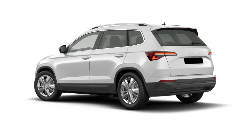 SKODA-Karoq-Selection-1.5-TSI-DSG-blanco-trasera.webp