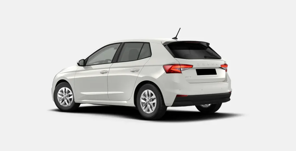 Skoda-Fabia-1.0-TSI-DSG-Selection-blanco-trasera.webp
