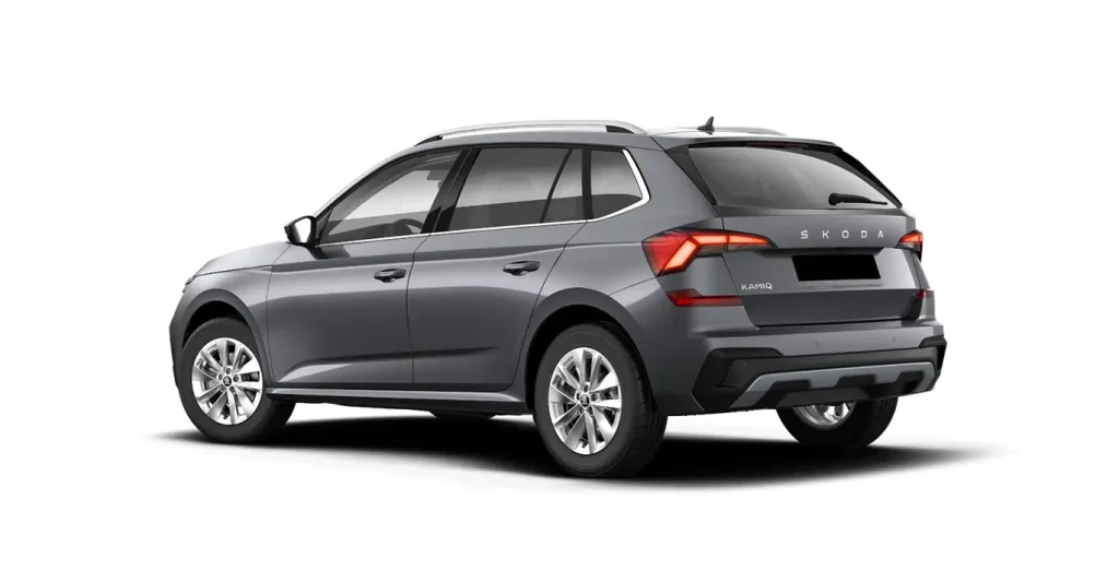 Skoda-Kamiq-1.5-TSI-110kW-150CV-DSG-Selection-gris-trasera.webp