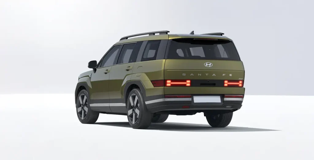 Hyundai-Santa-Fe-1.6-T-GDI-Maxx-PHEV-252CV-4x4-6AT-verde-trasera.webp