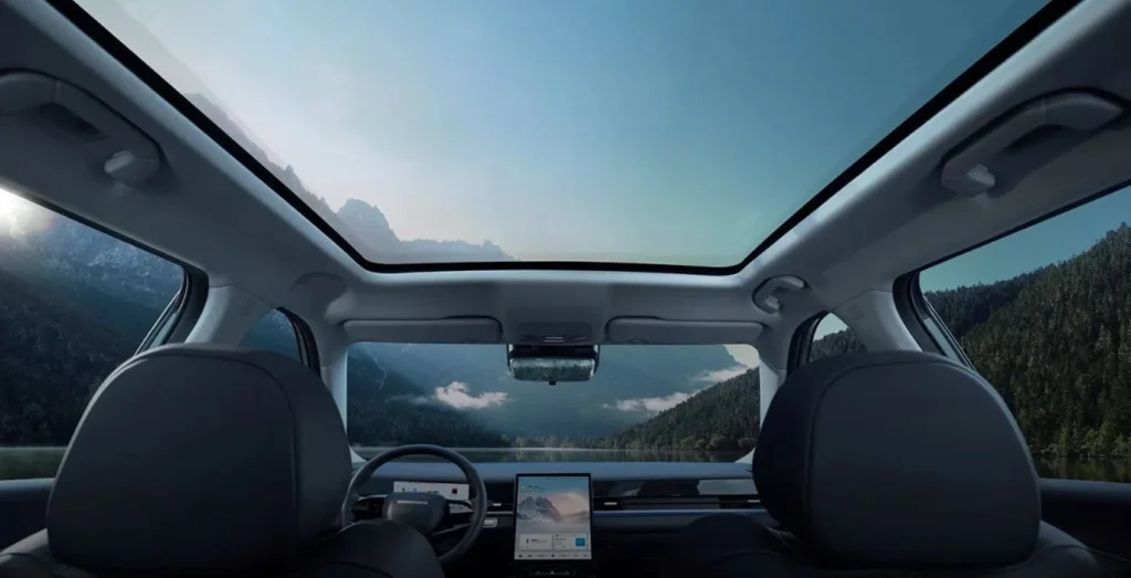 Jaecoo-5-EV-Pure-155kW-211CV-61kWh-interior-trasera.webp