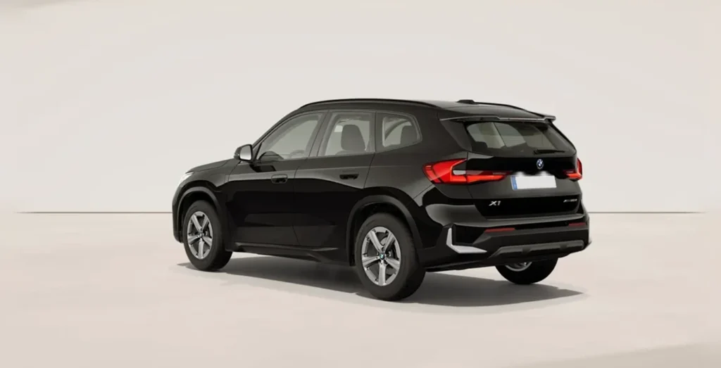 BMW-X1-xDrive25e-180kW-trasera